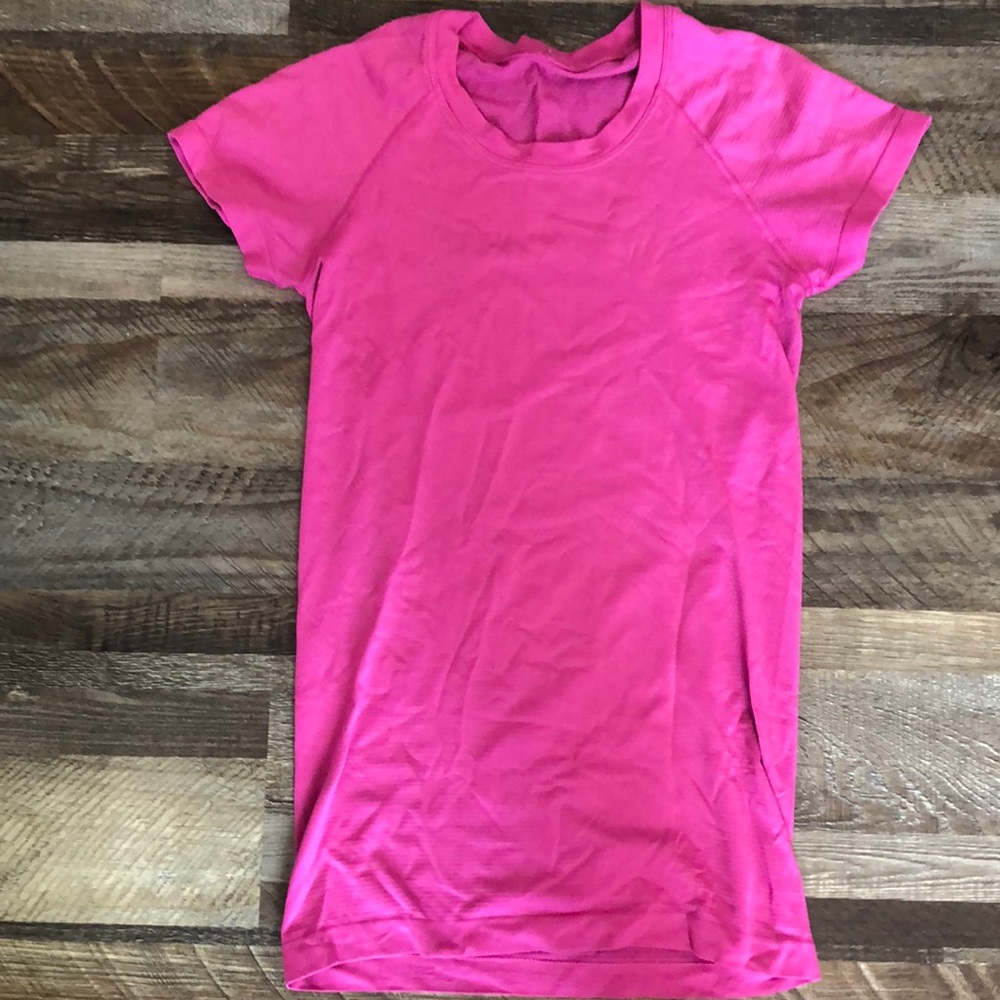 Sonic pink swiftly tech